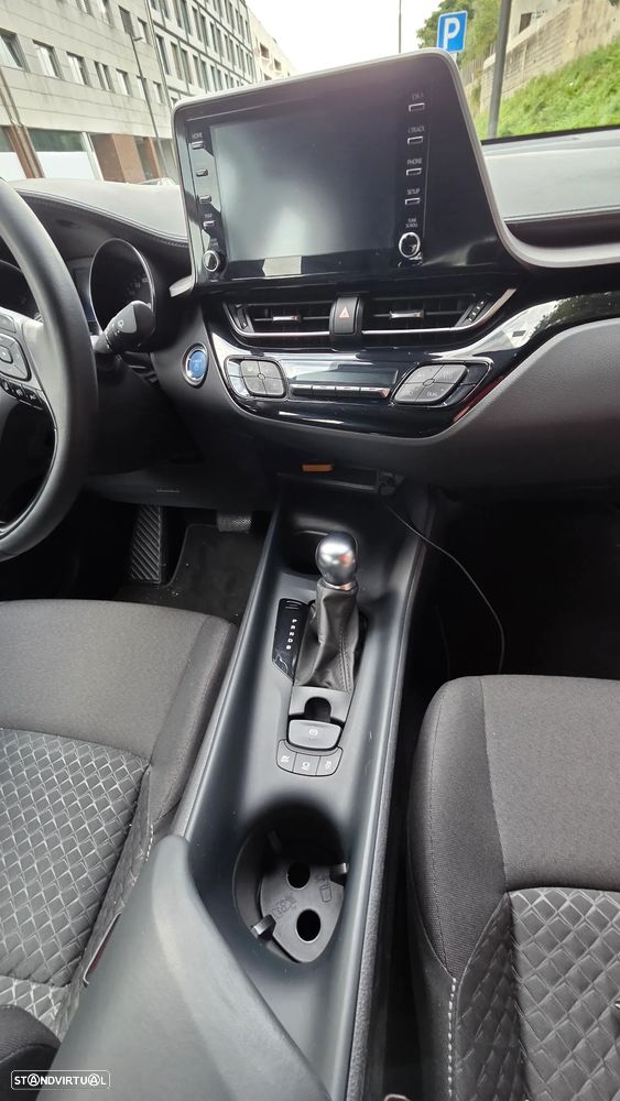 Toyota C-HR 1.8 Hybrid Comfort - 17