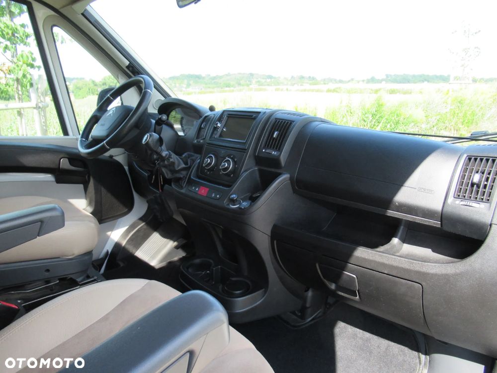 Adria Twin 640 SLX - 18