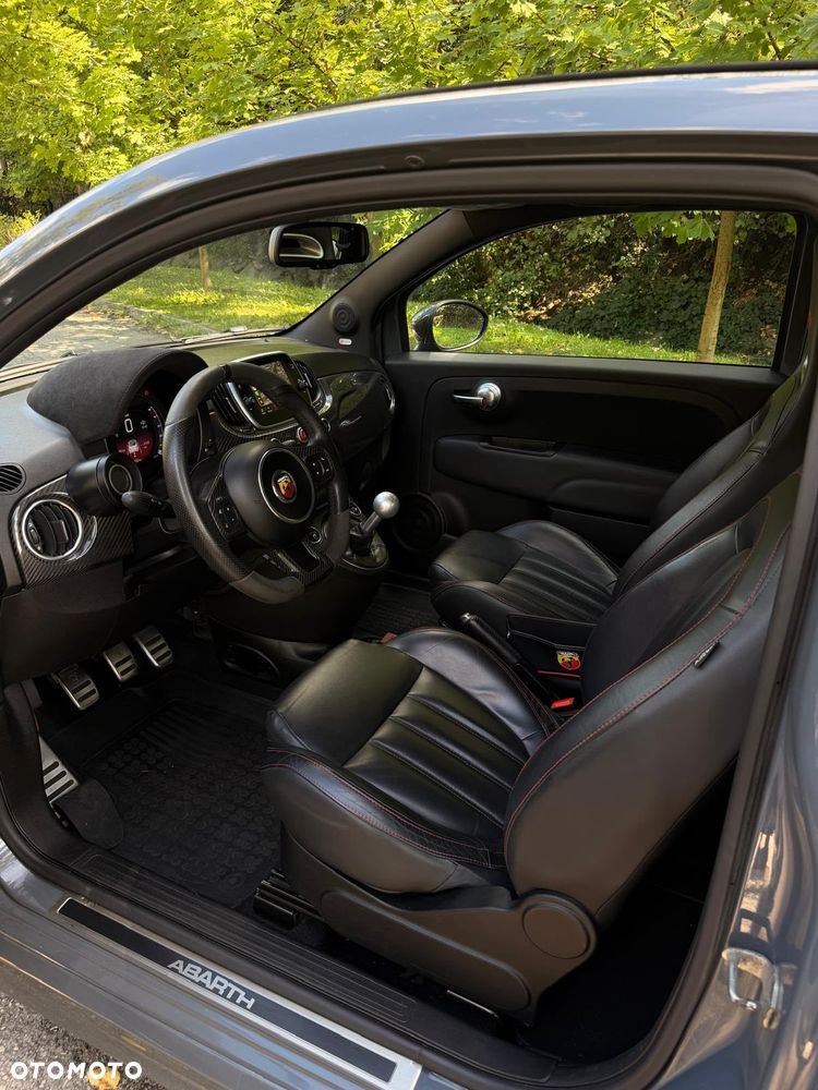 Abarth 695C - 19