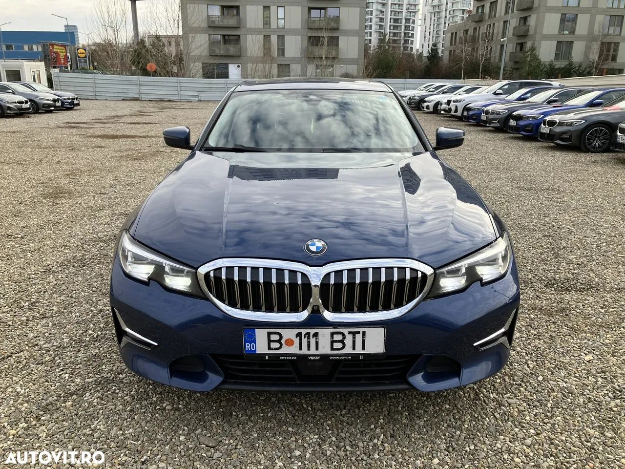 BMW Seria 3 320d xDrive Aut. Luxury Line - 2