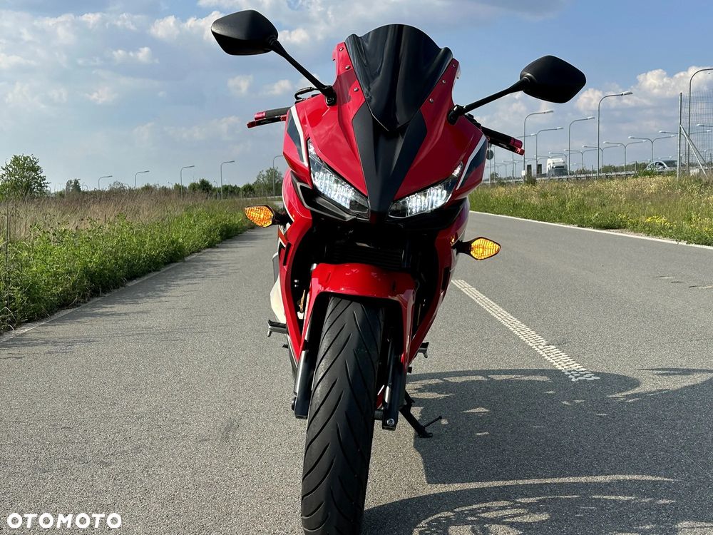 Honda CBR - 3