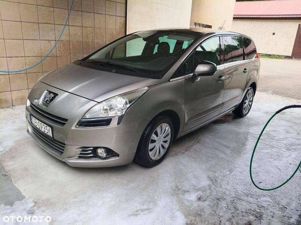 Peugeot 5008 1.6 HDi Premium - 4