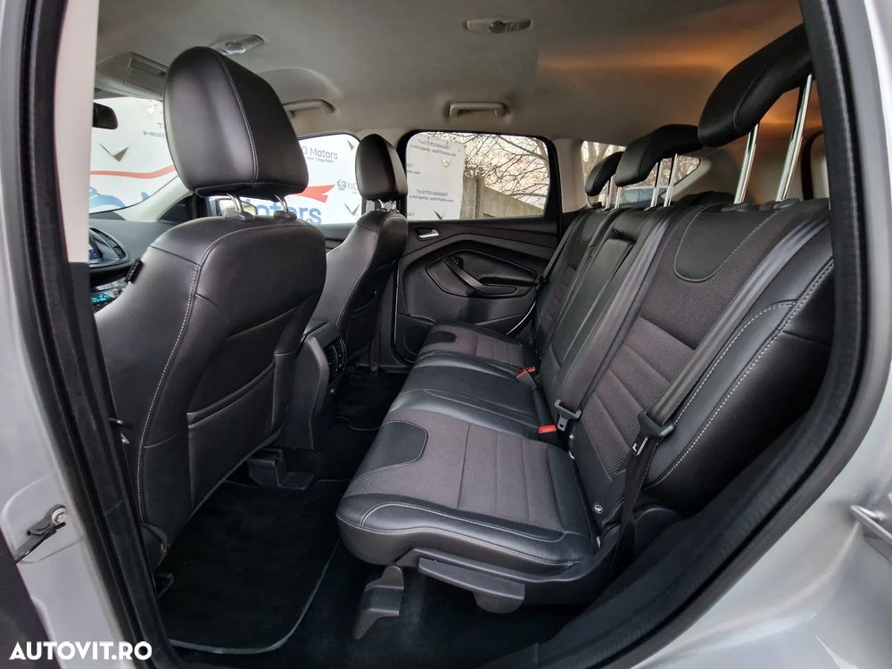 Ford Kuga 2.0 TDCi 4x4 Titanium - 10