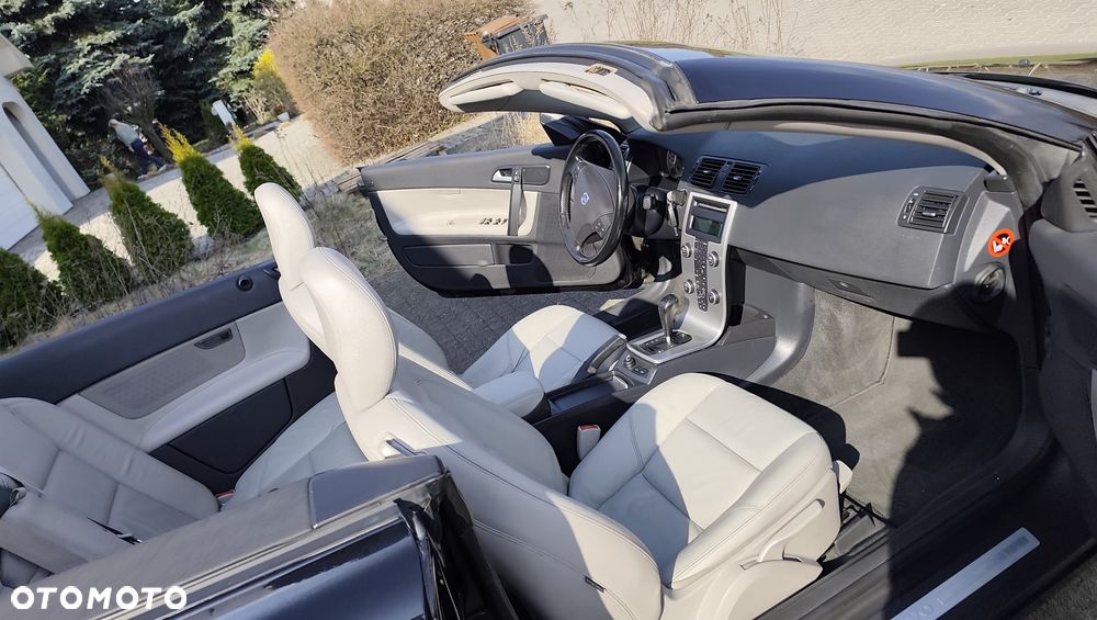 Volvo C70 D5 Summum - 17