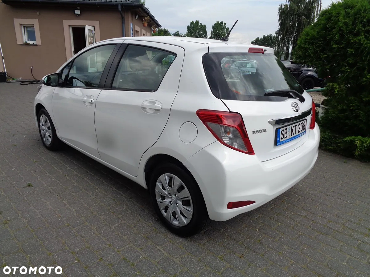 Toyota Yaris - 3