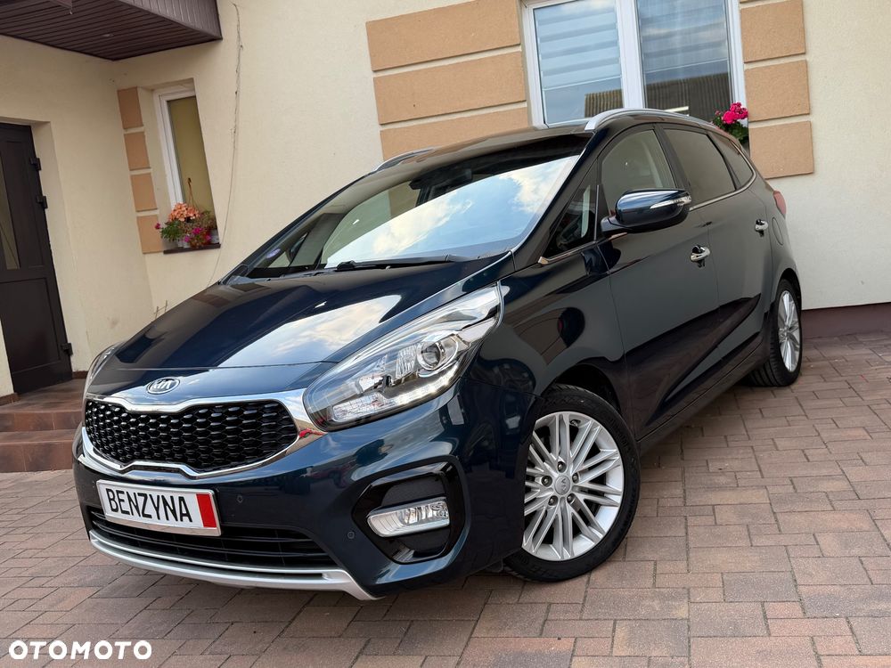 Kia Carens - 16