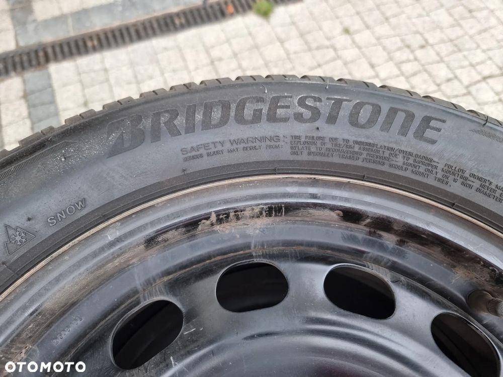 Opony zimowe na felgach stalowych 195/60/R16 - 2