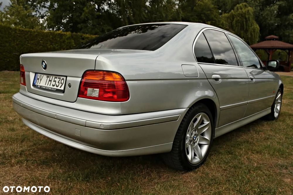 BMW Seria 5 535i - 14