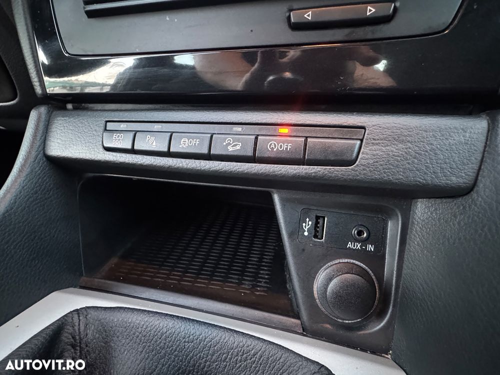 BMW X1 xDrive18d xLine - 13