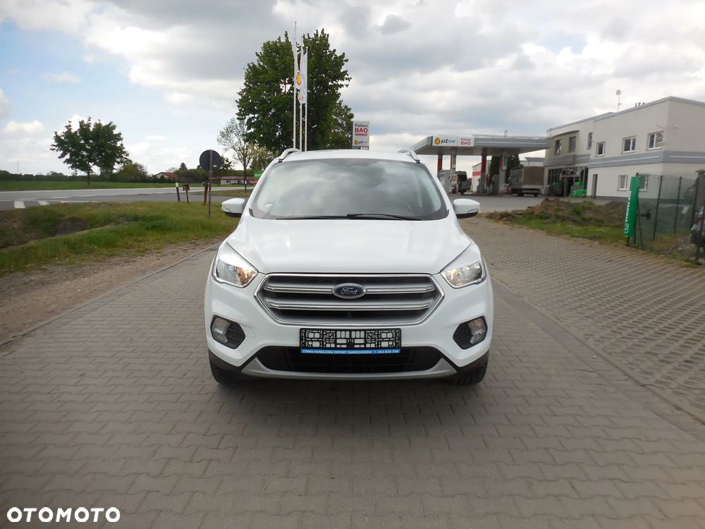 Ford Kuga - 1