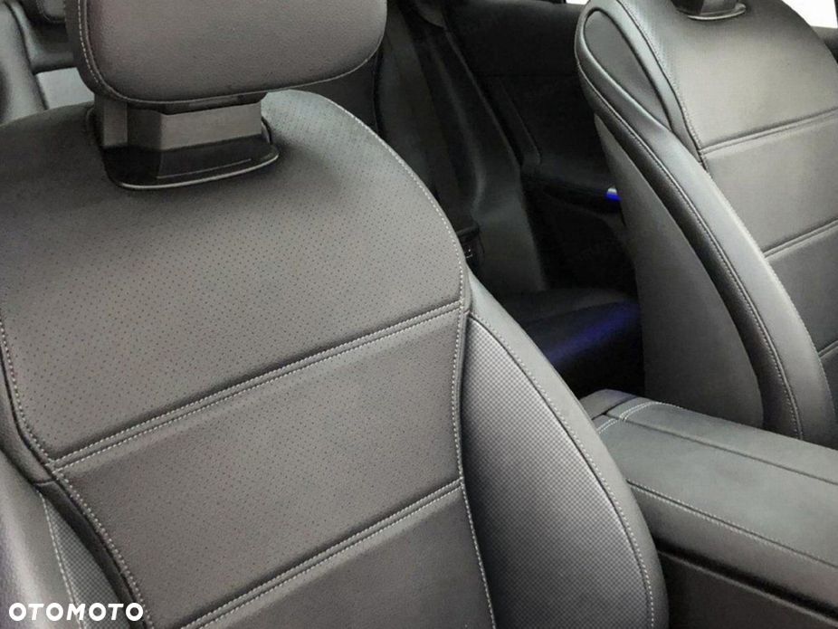 Mercedes-Benz GLC - 7