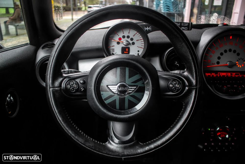 MINI Clubman One D - 13