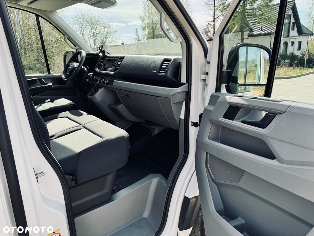 Volkswagen CRAFTER L3H1 AUTOMAT - 16