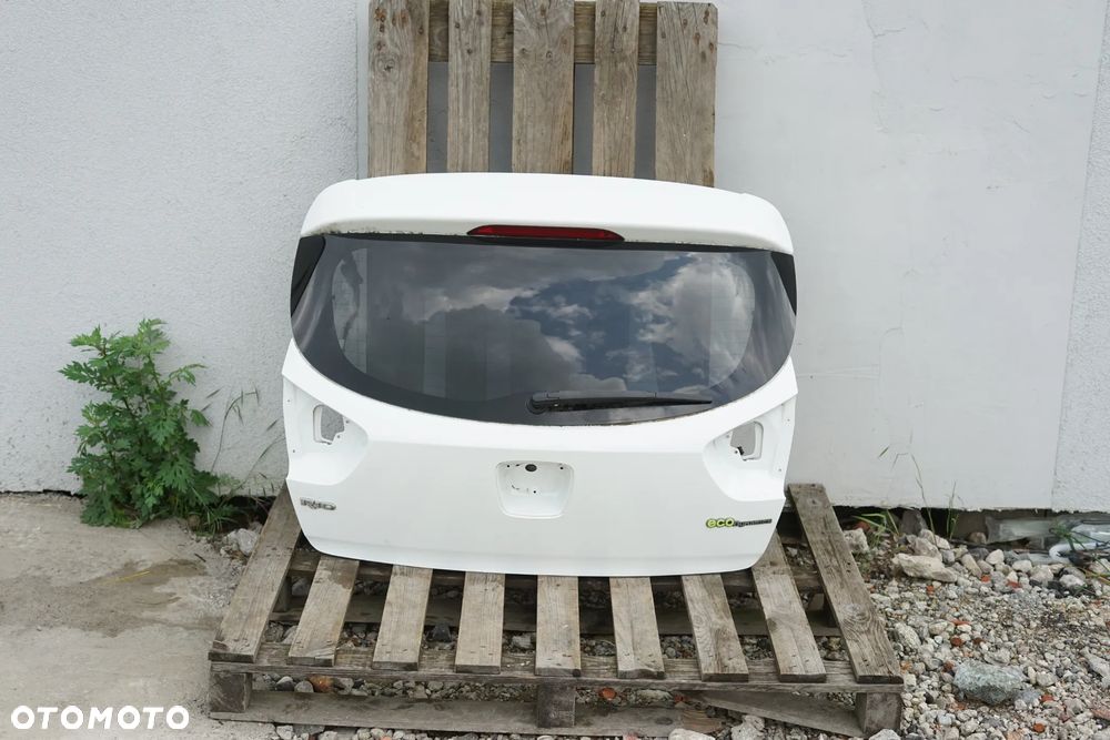 Klapa bagażnika tył Kia Rio III 5d Biała - 1