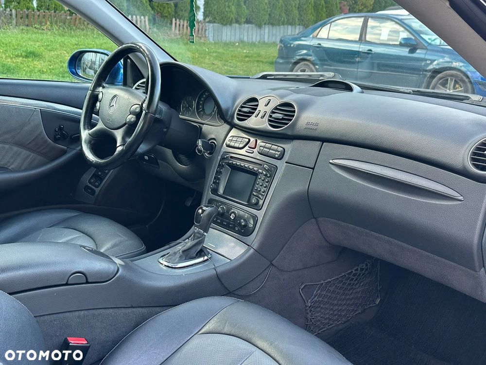 Mercedes-Benz CLK - 10