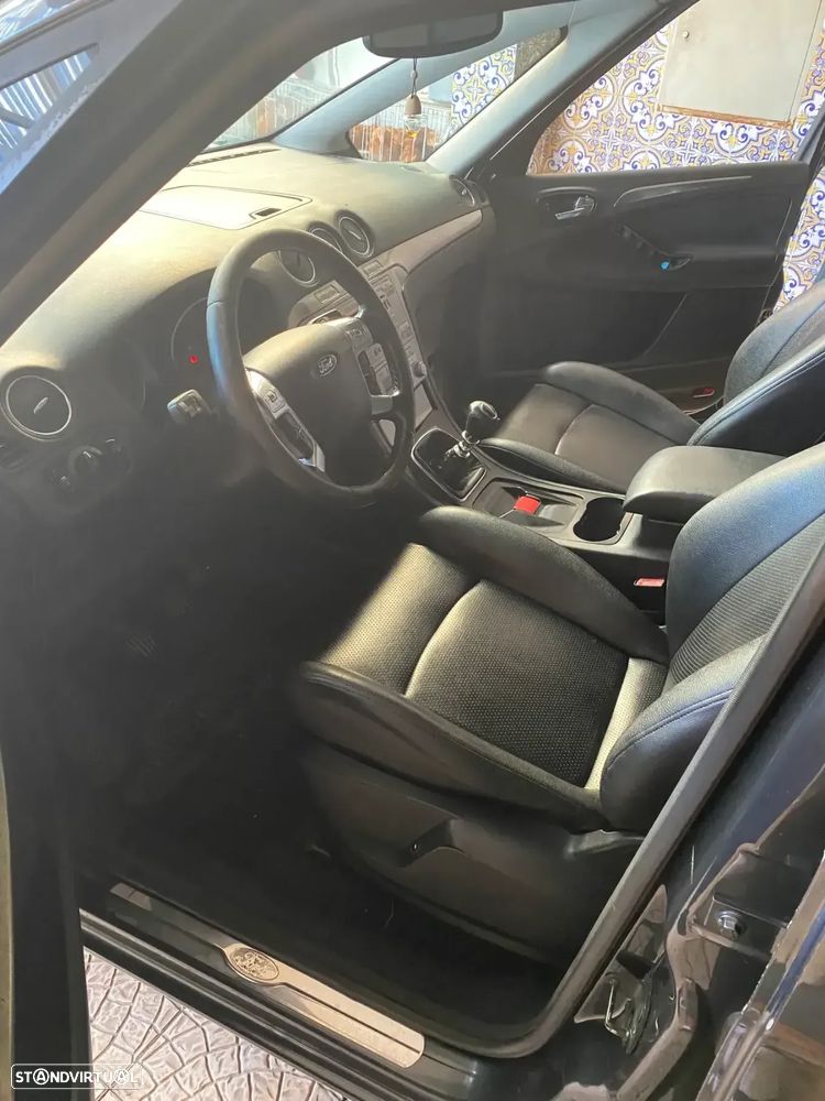 Ford S-Max 1.8 TDCi Titanium 7L - 14
