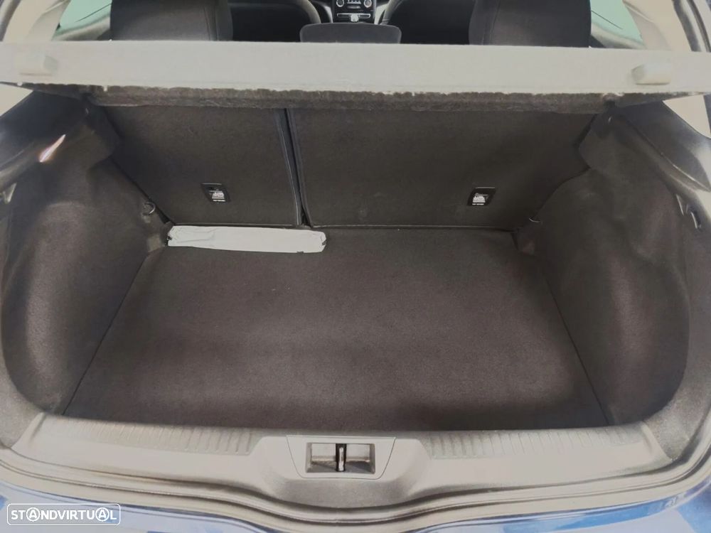 Renault Mégane 1.3 TCe Limited J17 - 10