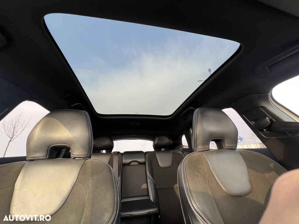 Volvo V40 D2 Powershift - 12