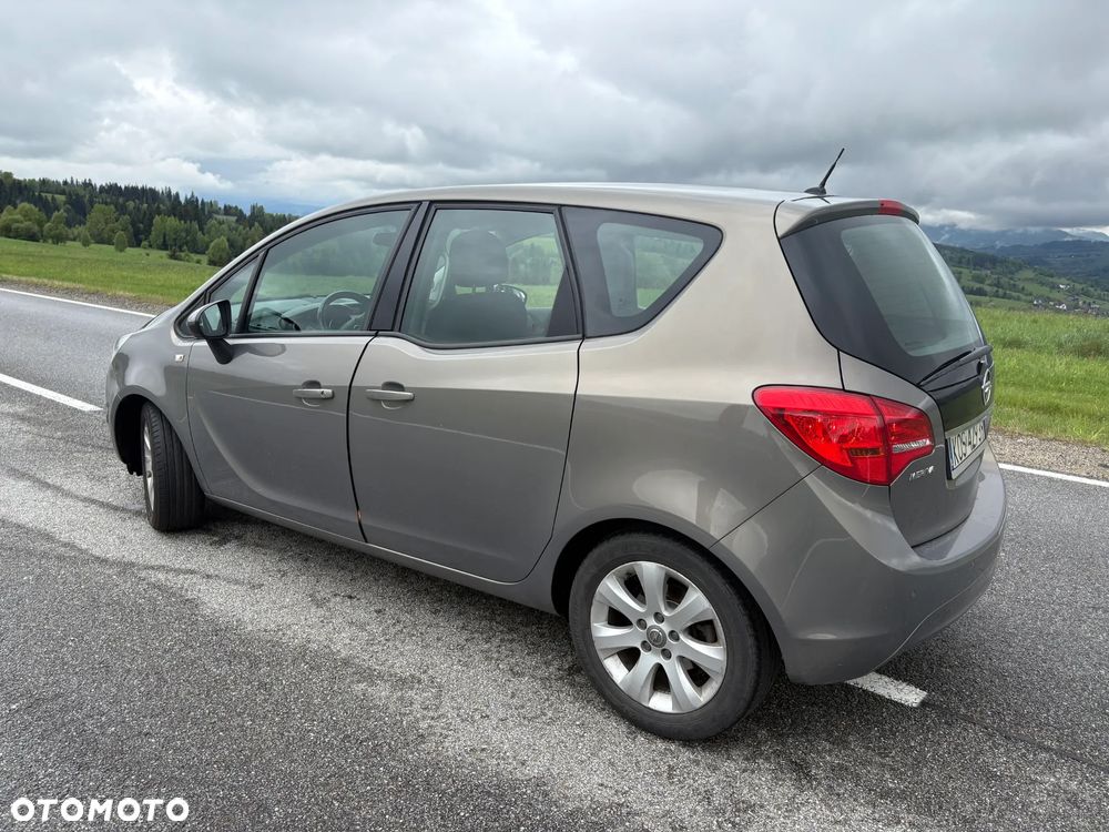 Opel Meriva 1.7 CDTI Cosmo - 8