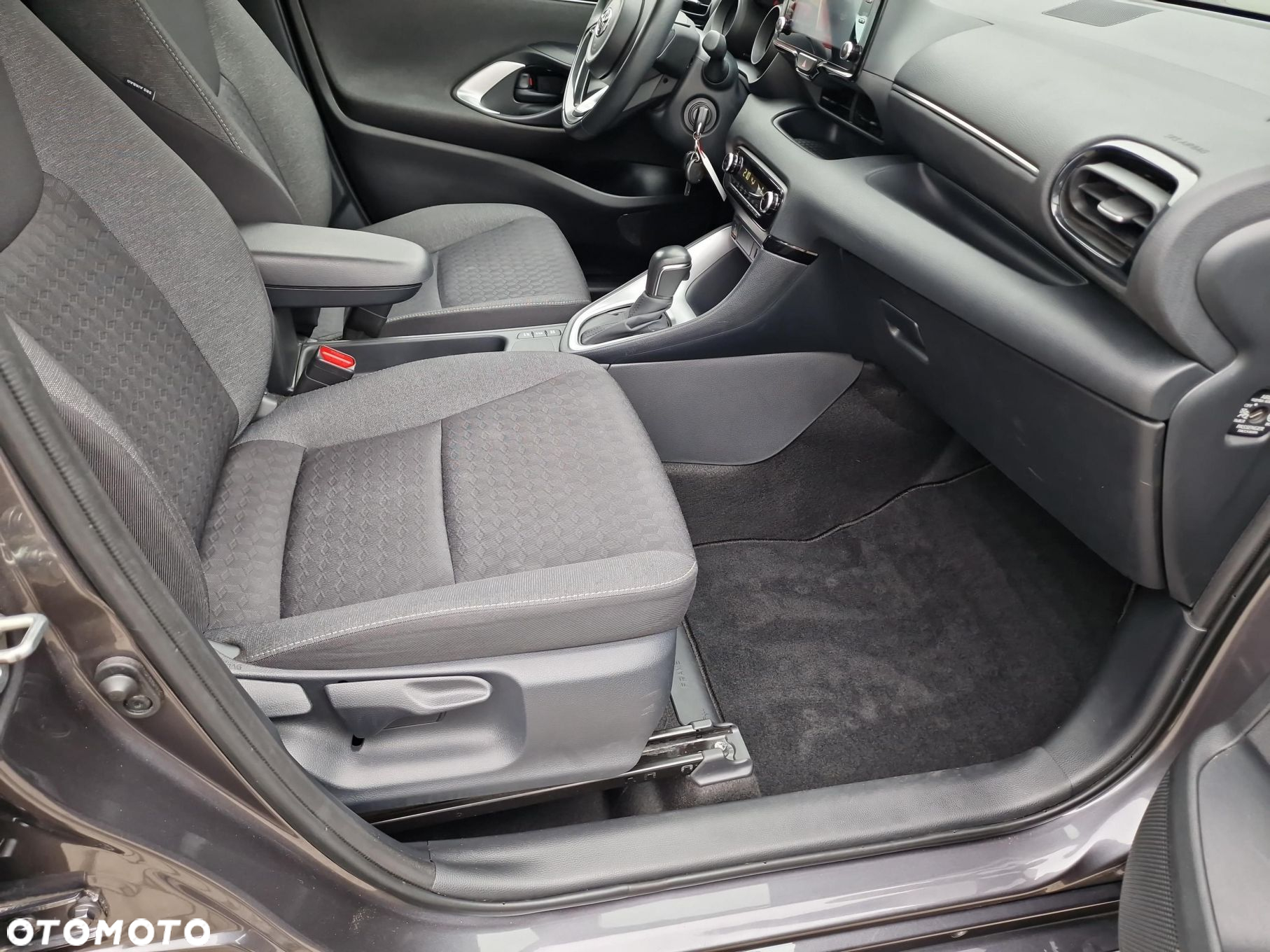 Toyota Yaris Hybrid 1.5 Comfort - 15