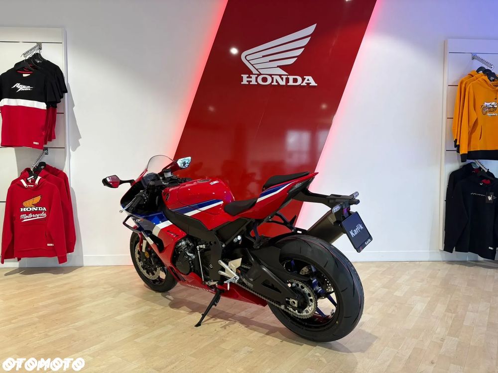 Honda CBR - 3