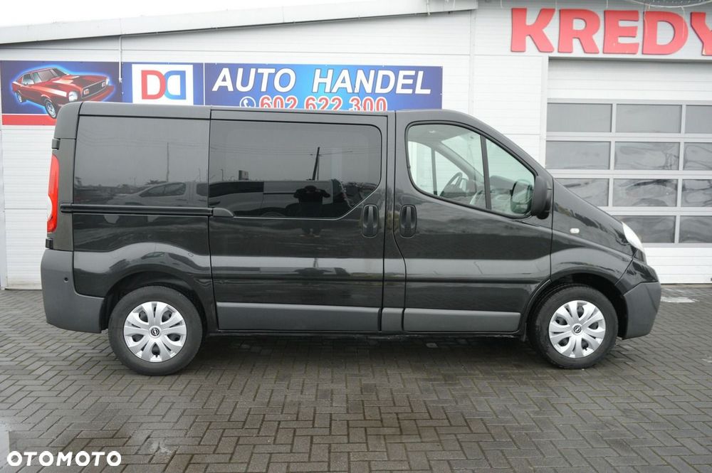 Opel Vivaro - 15