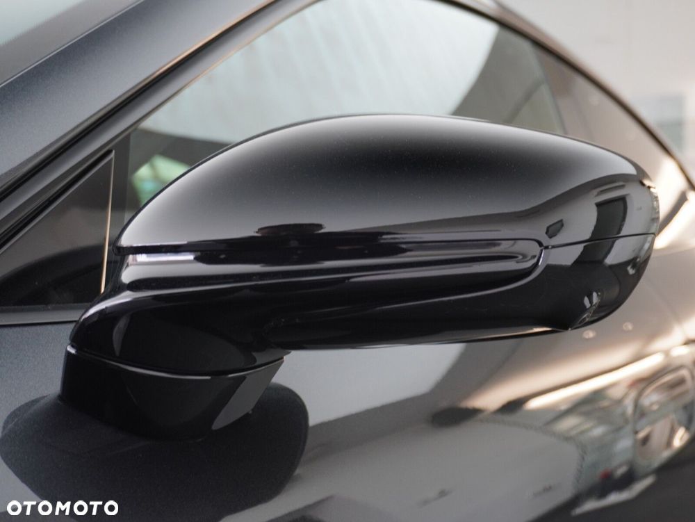 Porsche Taycan 105kWh 4 - 12