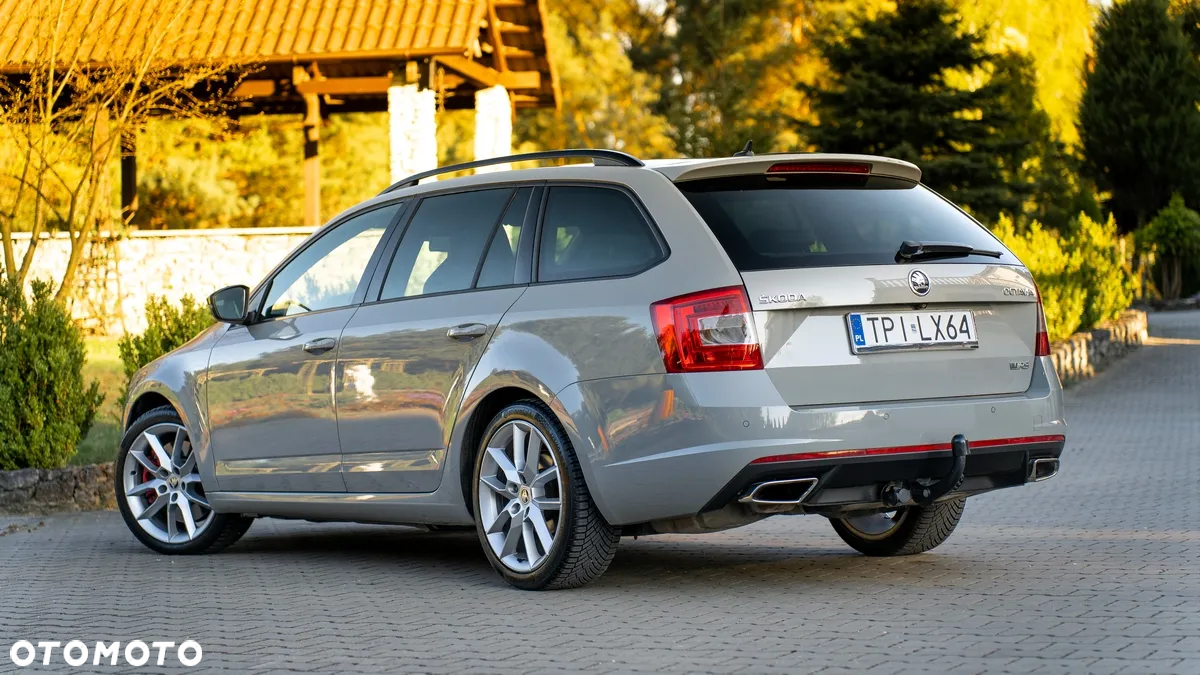 Skoda Octavia 2.0 TDI RS DSG - 3