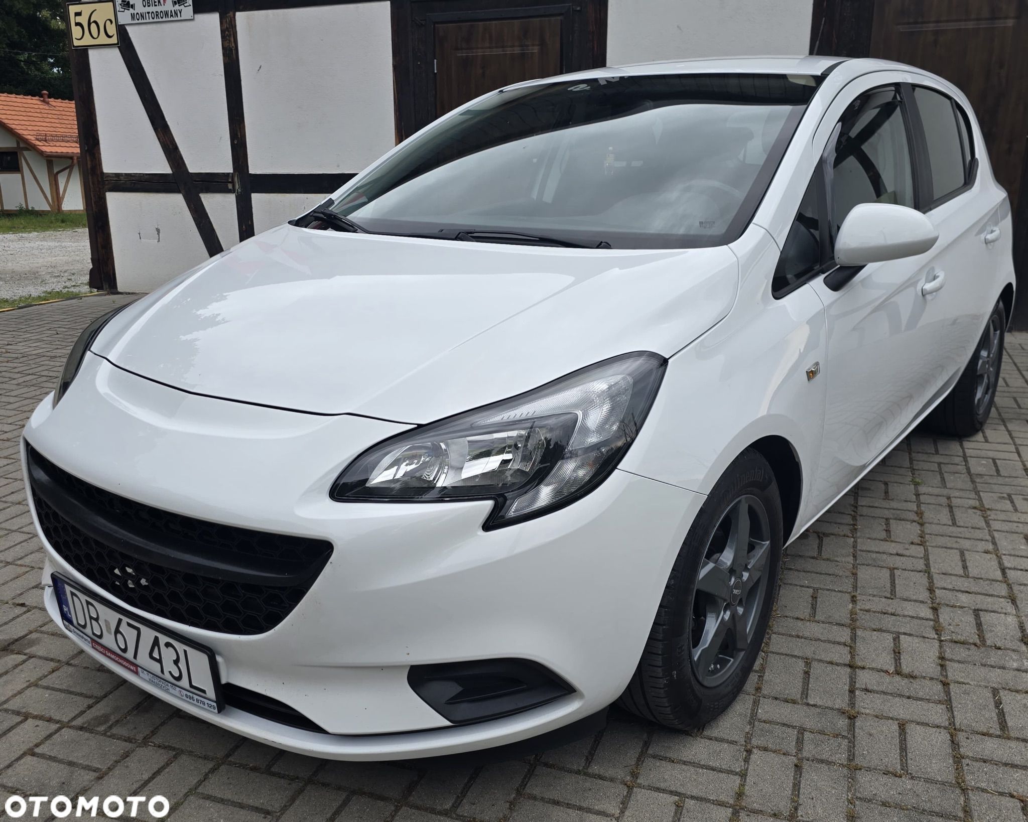 Opel Corsa 1.2 16V Enjoy - 1