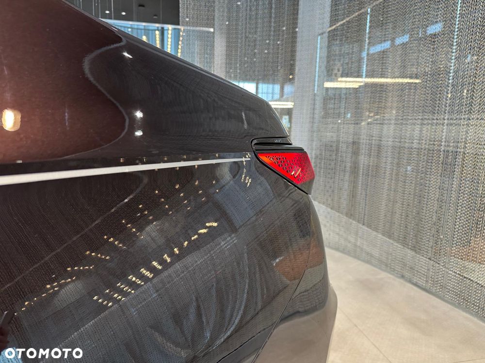 BMW Seria 7 - 12