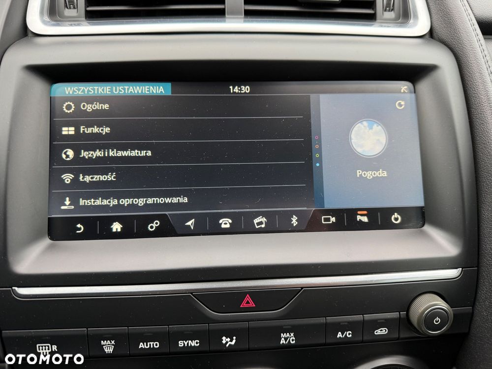 Jaguar E-Pace D150 R-Dynamic SE - 17