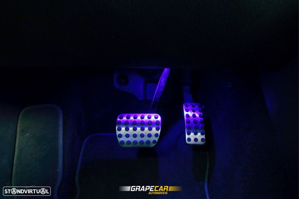 Mercedes-Benz GLA 250 e AMG Line - 23