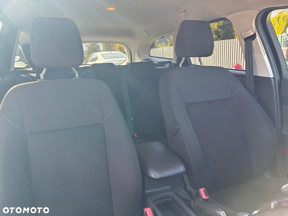 Ford Focus - 11