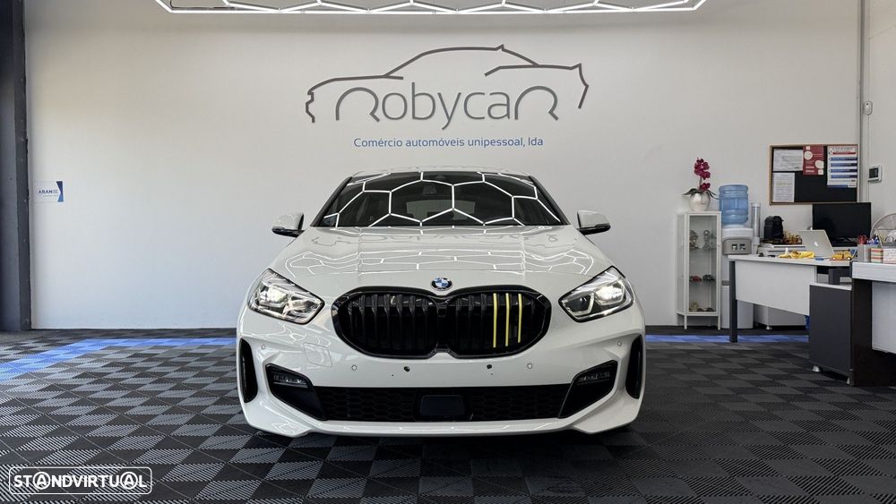 BMW 118 d Pack M - 3