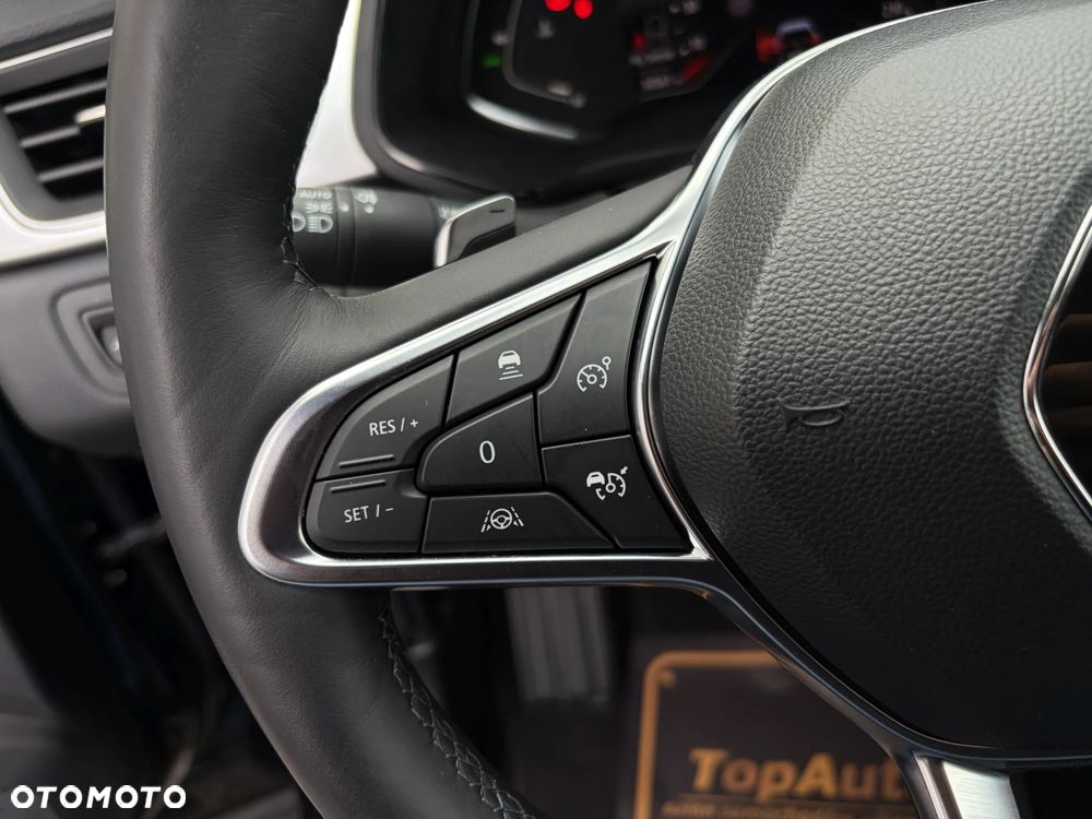 Renault Captur - 23