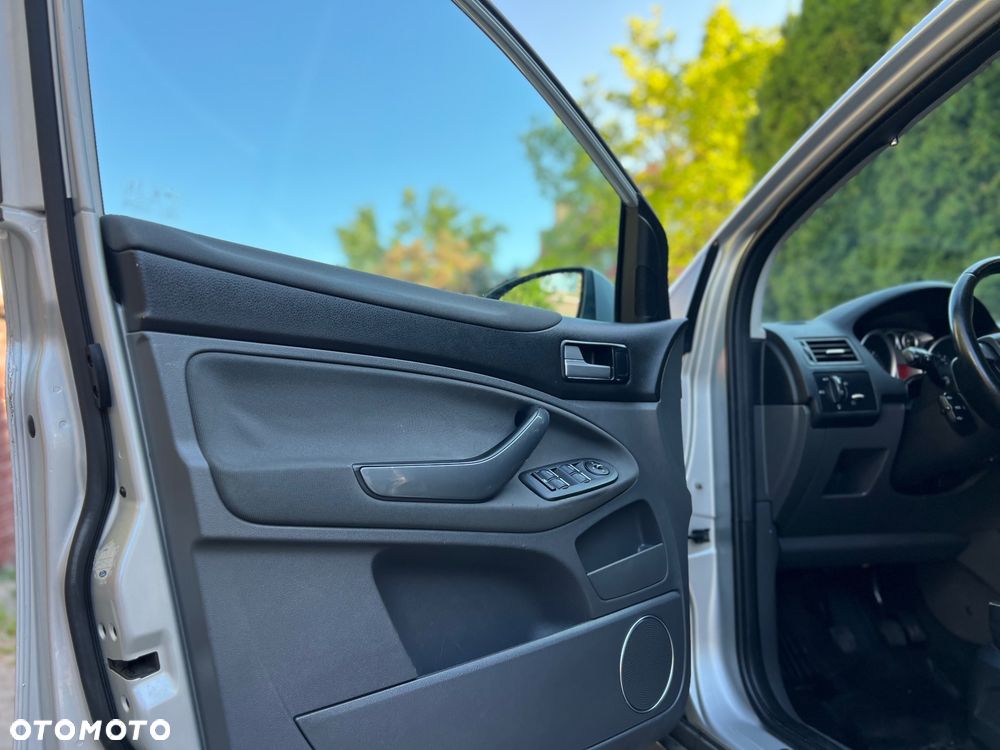 Ford Kuga 2.0 TDCi Trend - 31