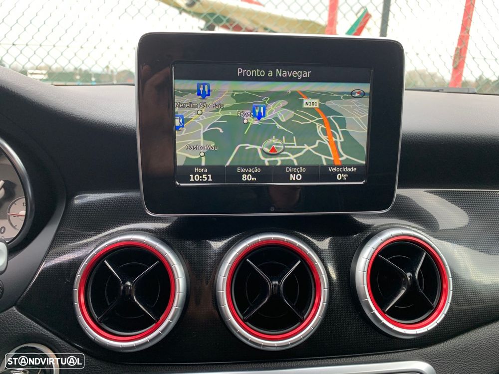 Mercedes-Benz CLA 200 d Shooting Brake AMG Line Aut. - 28