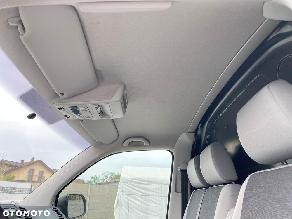 Volkswagen TRANSPORTER - 12
