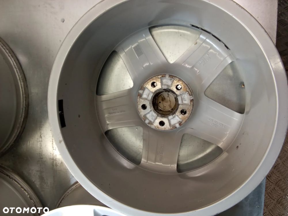 Felgi Audi A6 C7 C8 Allroad A8 D5 7Jx18 et38 5x112 - 9