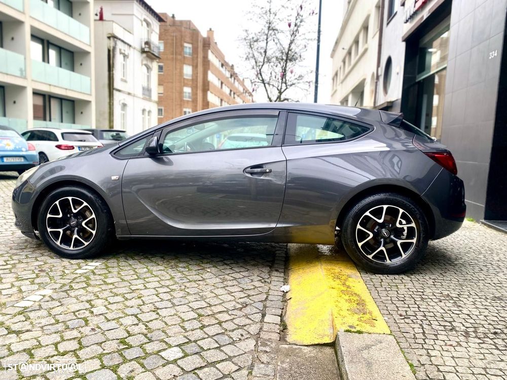 Opel Astra GTC 1.7 CDTI DPF - 10