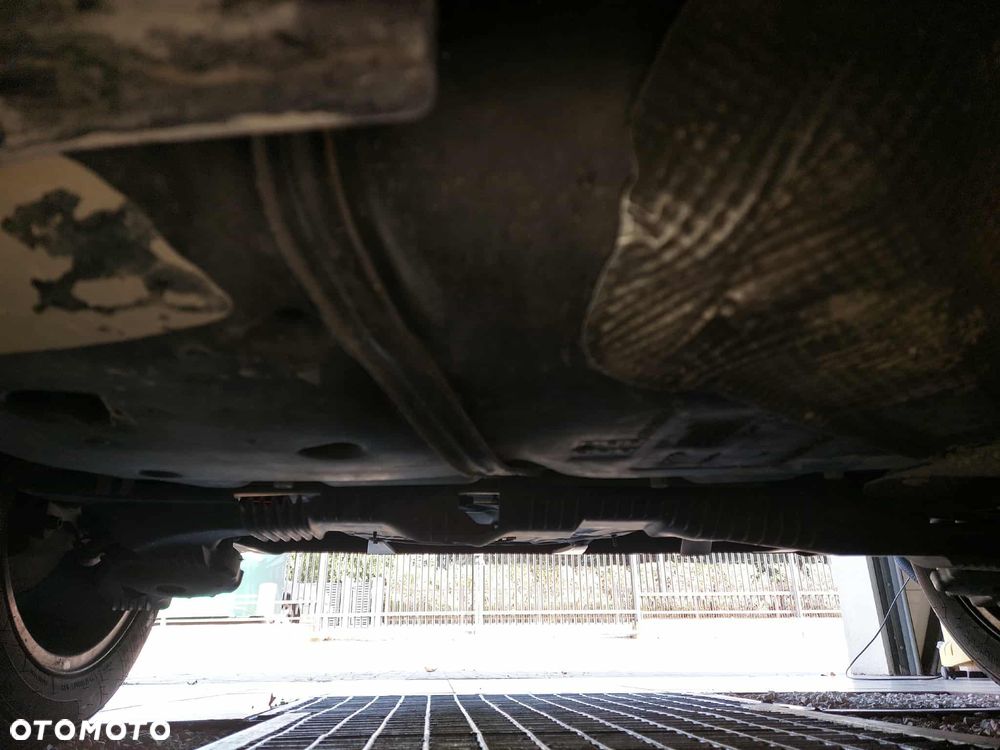 Peugeot 3008 1.6 HDi Premium - 33