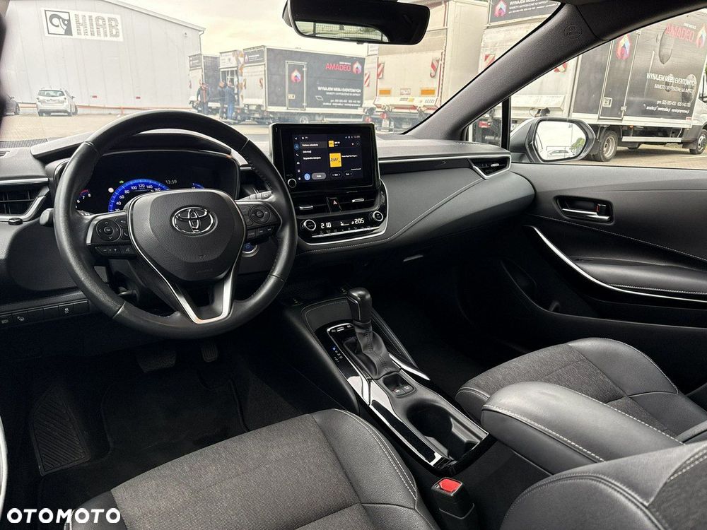 Toyota Corolla 2.0 Hybrid Comfort - 13