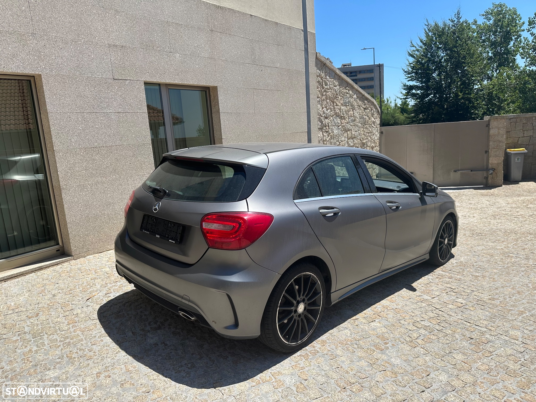 Mercedes-Benz A 180 d AMG Line - 5