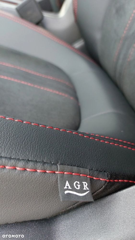 Ford Kuga 2.5 FHEV AWD ST-Line X eCVT - 24