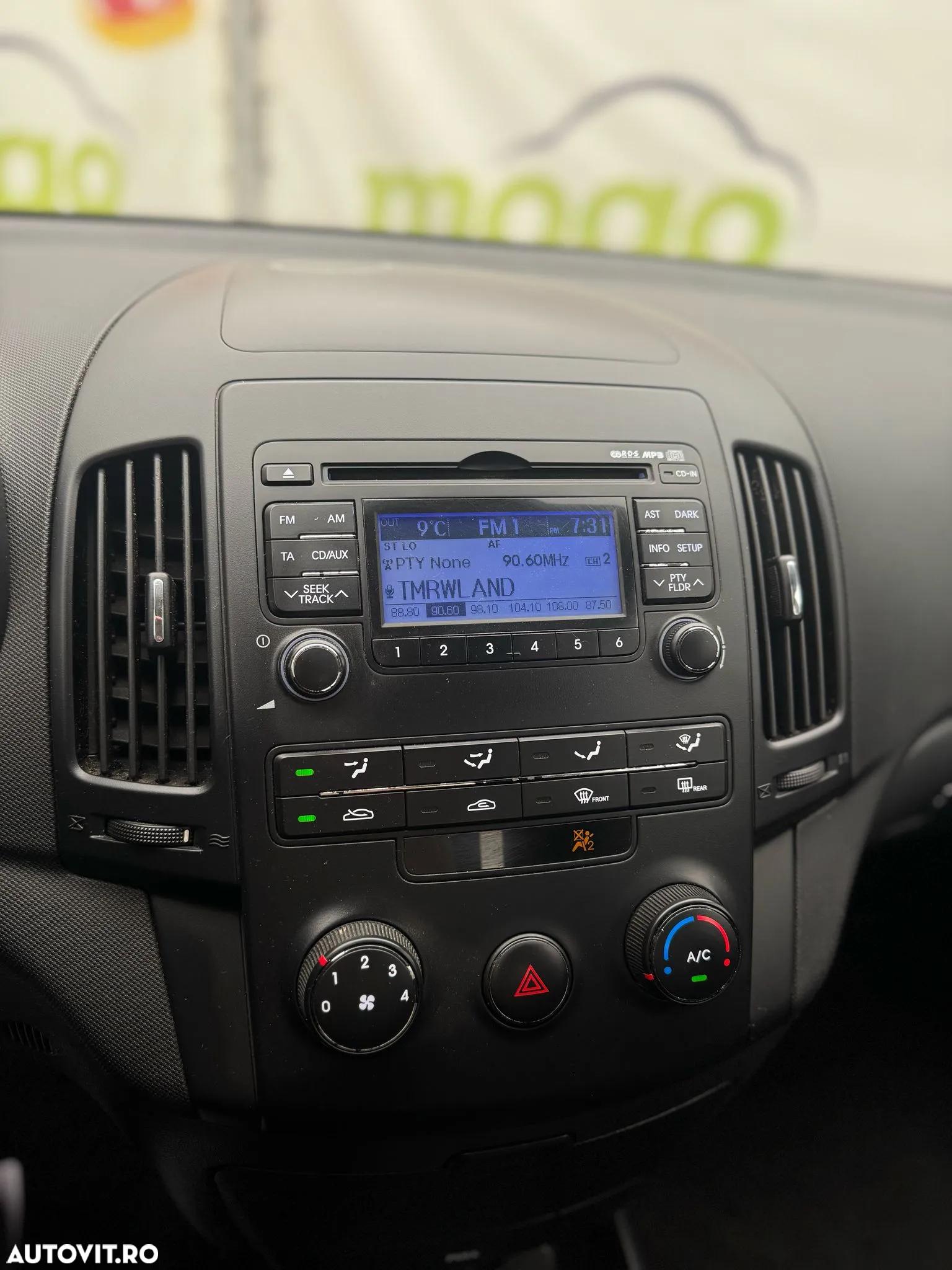 Hyundai i30 1.6 CRDI Edition Plus - 32