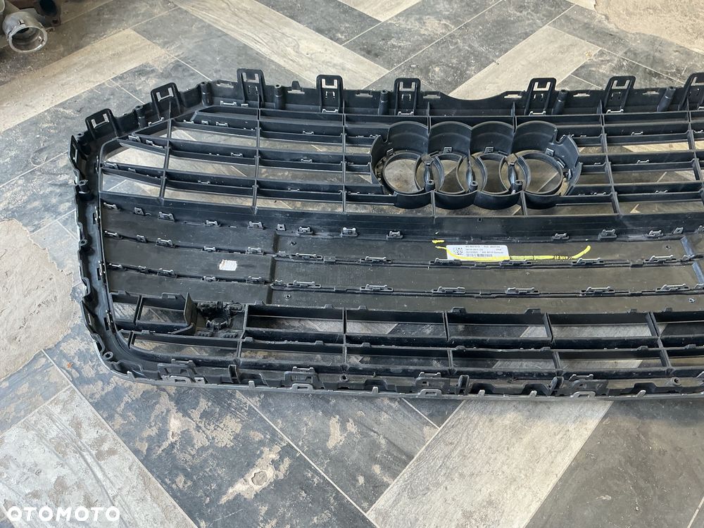 AUDI A6 S6 C8 4K0853651B GRILL ATRAPA - 13