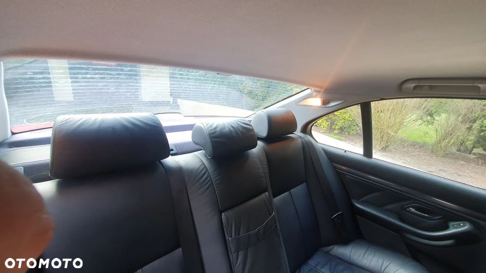 BMW Seria 5 - 36
