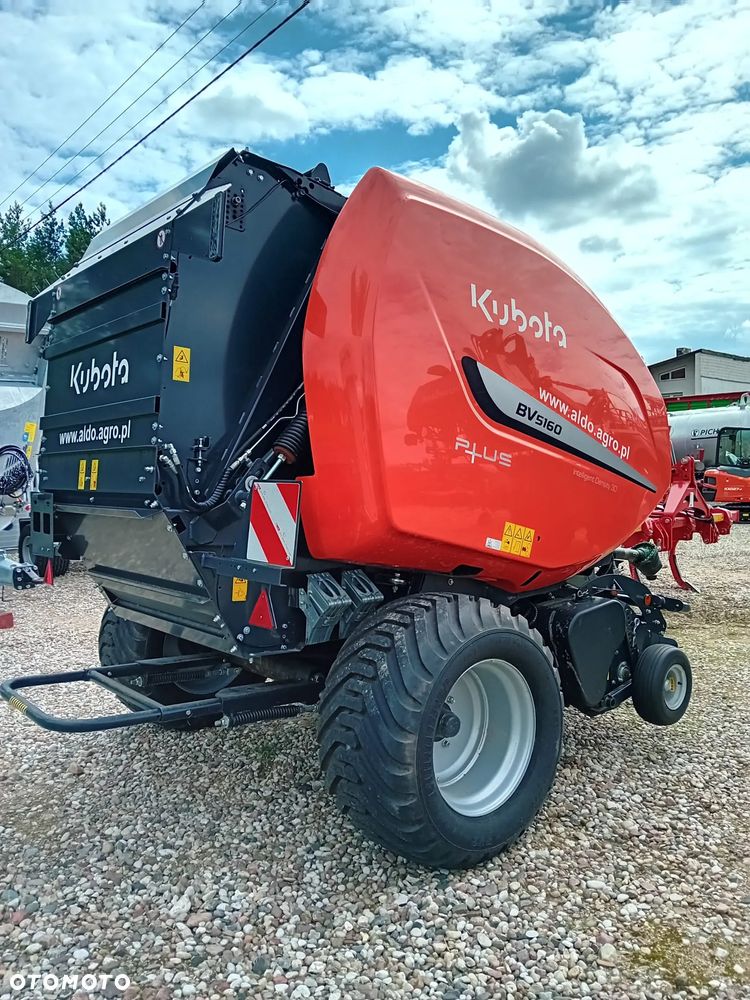Kubota Prasa zmienno-komorowa Kubota BV5160 SC14N - 4