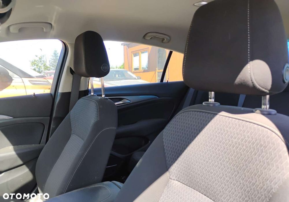 Opel Insignia - 9