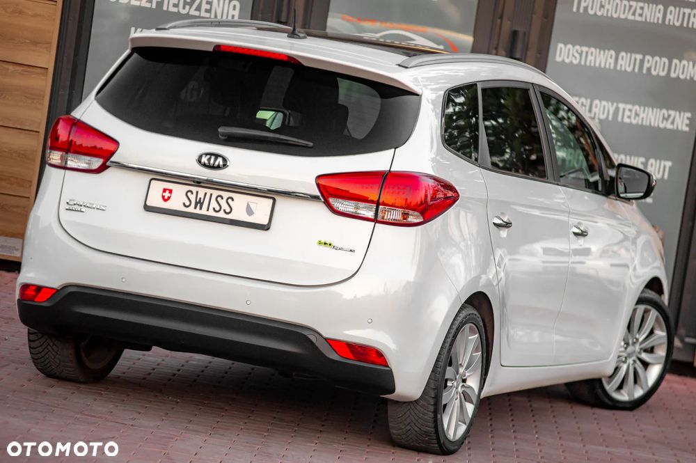 Kia Carens 1.7 CRDi 136 Dream Team Edition - 12